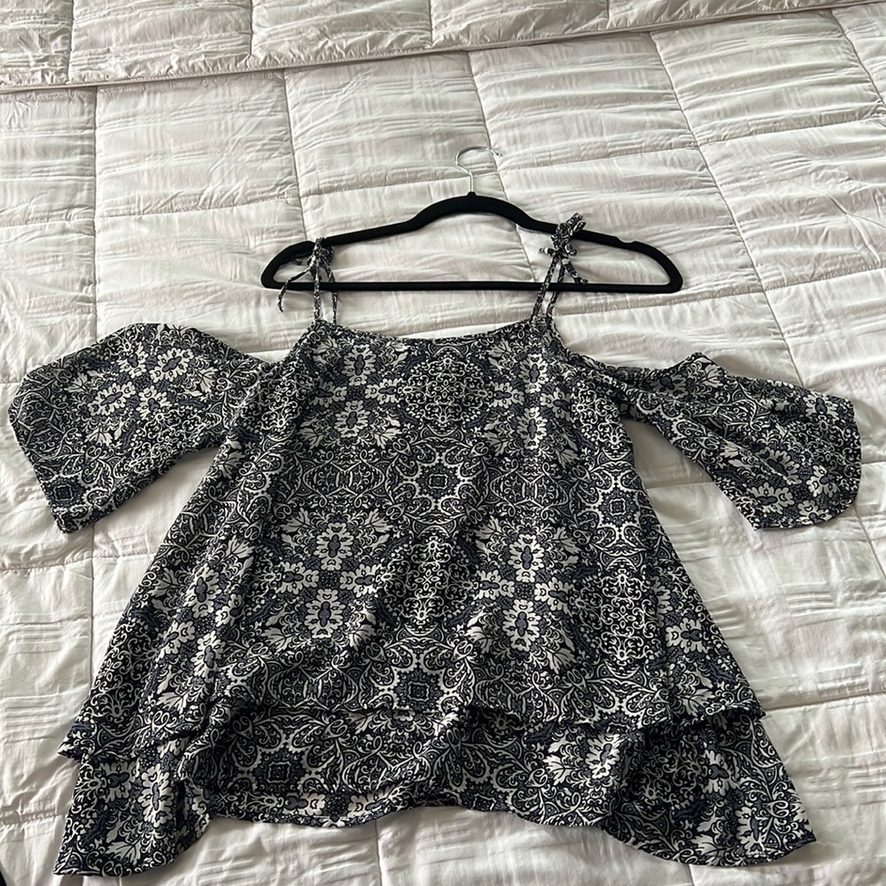 Off shoulder floral top